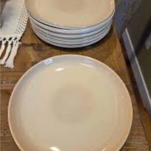 Corelle Vintage Plates 1143244 6 piece Since 1970 NEW